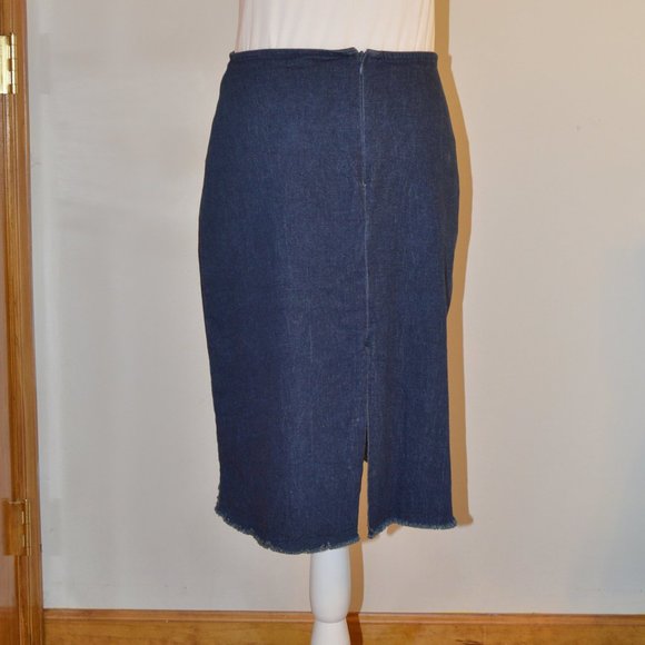4/$20 Star City Clothing Co. Denim Skirt - Picture 8 of 8